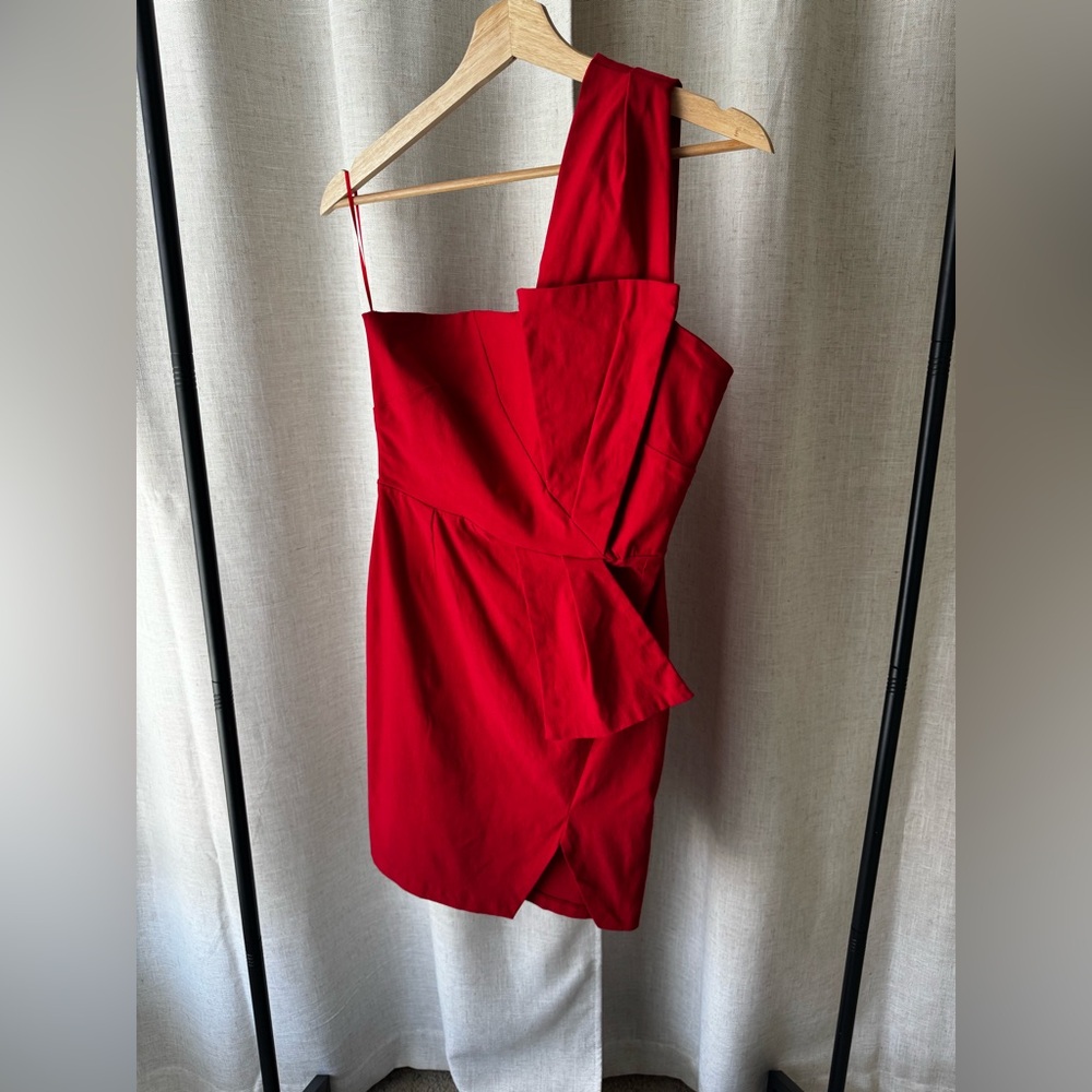 VESPER Red One Shoulder Mini Dress – Size 10 (US 6)